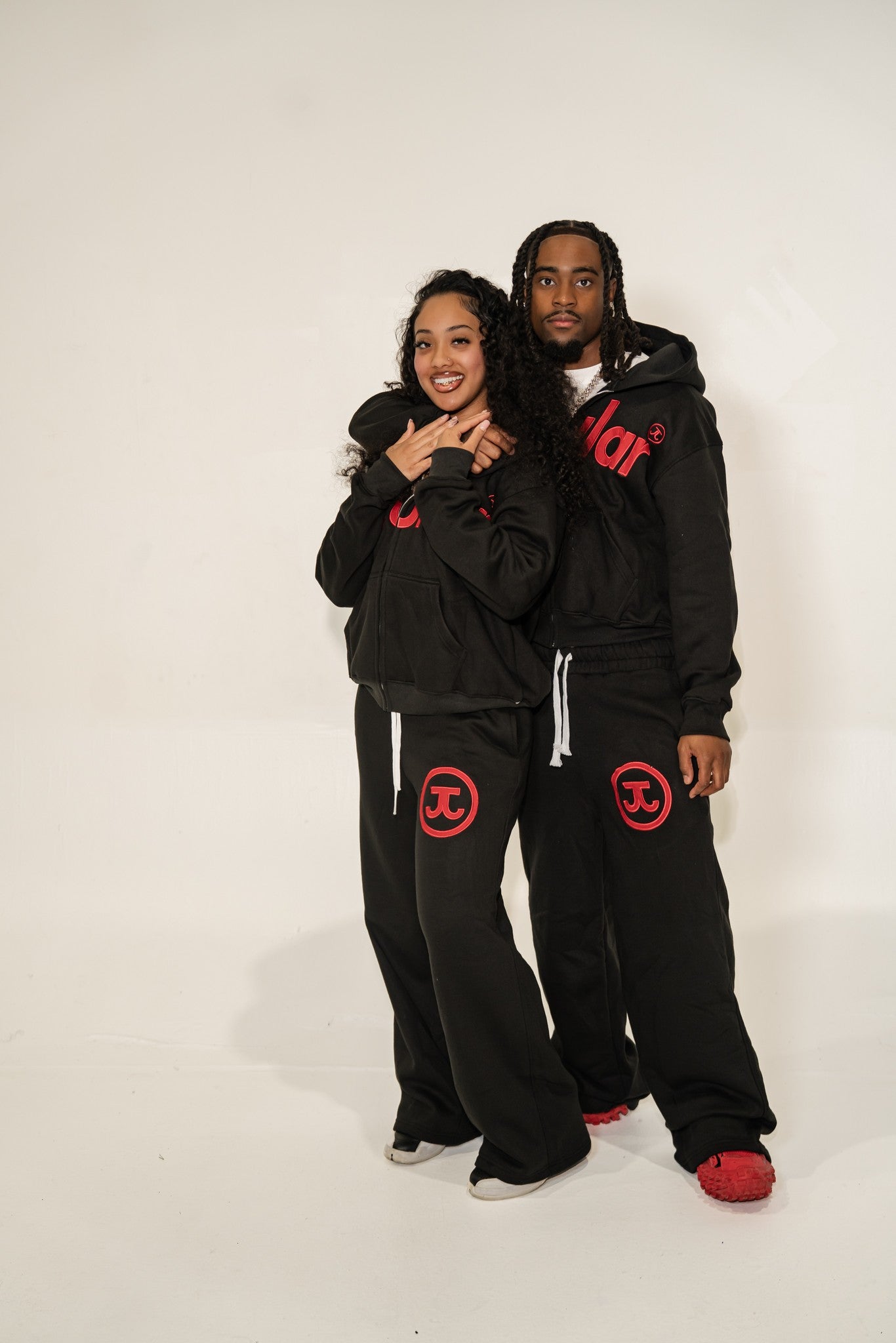 Black/Red Jocular Set